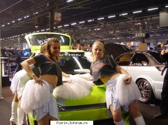 Car show girl - florinflorin - Wallpapers