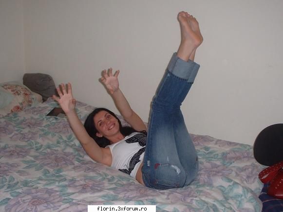 Miky se prosteste da' e buna - Miky se prosteste da' e buna - Forum NouXXX Movies, Pics, Clips , etc.