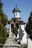 manastiri din romania - manastirea CERNICA de langa Bucuresti - Travel & Geographic