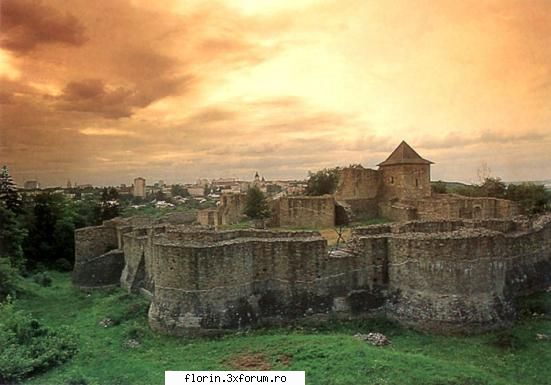 manastiri din romania - Cetatea Sucevei - Travel & Geographic